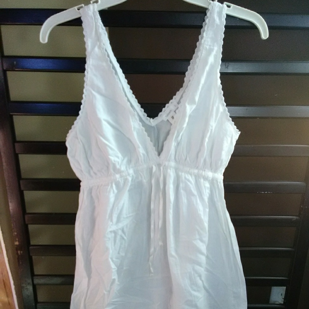 Ladies White Nightgown size L